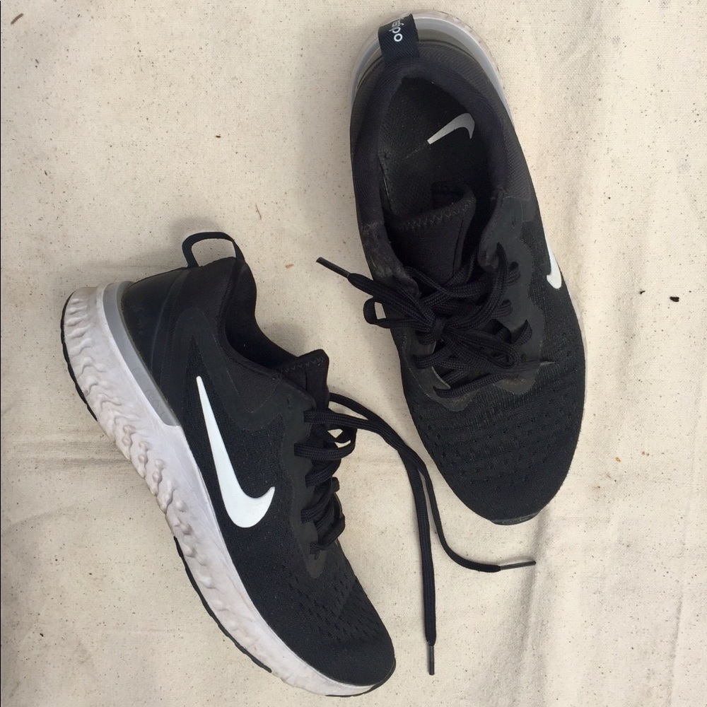 Nike Odyssey React
